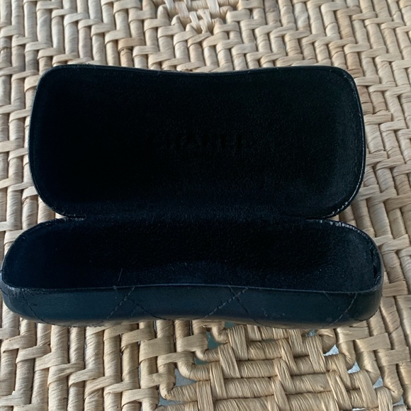 CHANEL hard sided glasses case in black quilted pattern EUC - Picture 7 of 9